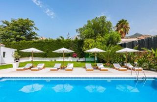 Chalet en alquiler en Las Cancelas - Valdeolletas en Marbella