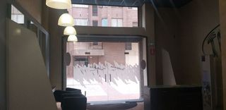 Local comercial en alquiler en Joc de la Bola - Camps d'Esports - Ciutat Jardí - Montcada en Lleida