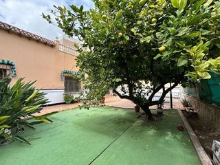 Chalet en venta en Novelda