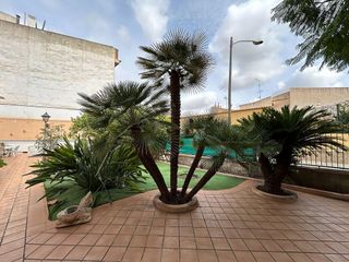 Chalet en venta en Novelda