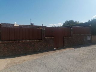 Casa en venta en Carmona