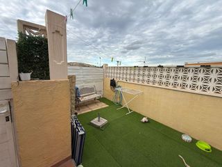 Casa adosada en venta en Monforte del Cid