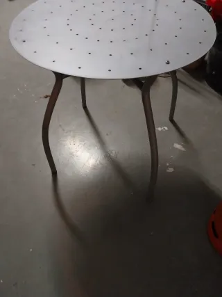 Mesa redonda terraza cristal y metal