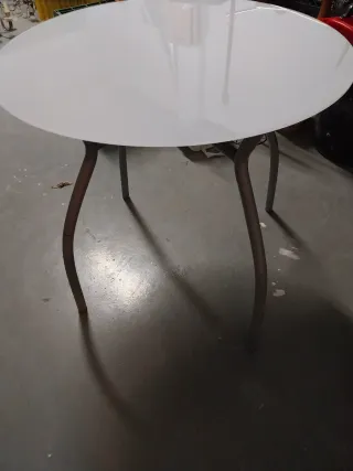 Mesa redonda terraza cristal y metal