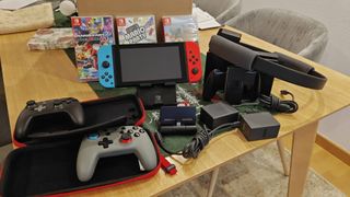 Pack Switch V2 + 5 Juegos + 2 Mandos + 2 Docks