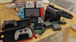 Pack Switch V2 + 5 Juegos + 2 Mandos + 2 Docks