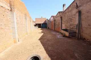 Terreno en venta en Montijo