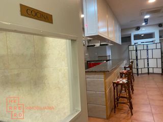 Local comercial en venta en Zona Piscinas en Burriana