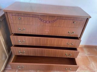 Mesita de noche y mesa tocador tocador a juego