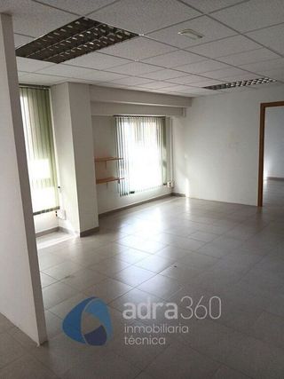 Oficina en venta en Oeste en Logroño