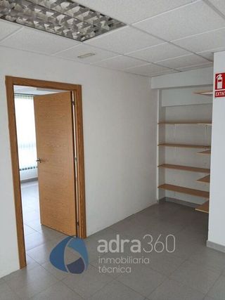 Oficina en venta en Oeste en Logroño