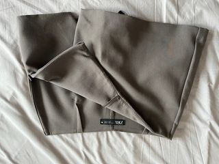 Falda-pantalón gris cruzada