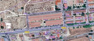 Casa adosada en venta en Villena