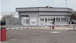 Nave industrial en alquiler en El Barral Ferial en Coslada