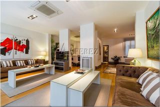 Piso en alquiler en Recoletos en Madrid