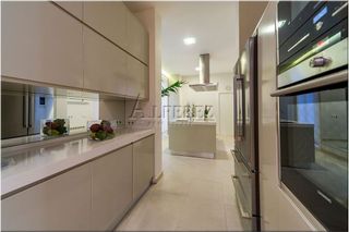 Piso en alquiler en Recoletos en Madrid