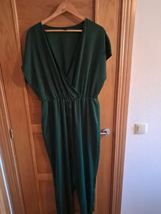 Mono verde manga corta