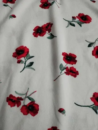 Camiseta Springfield Flores Rojas Talla M