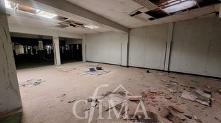 Local comercial en venta en Tomelloso