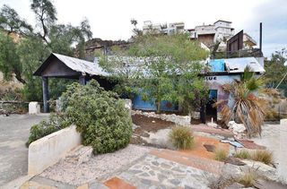 Local comercial en venta en Castell del Rey en Almería