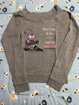 Maglia grigia con ape e scritta