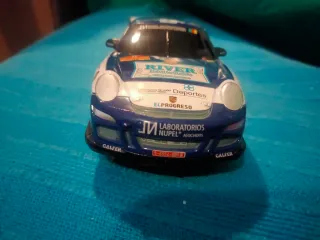 Porsche 911 GT3 Cup Scalextric Compact