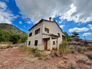 Chalet en venta en Totana