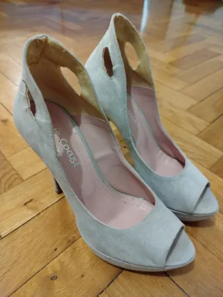 Scarpe tacco alto Cafè Coast numero 37 beige