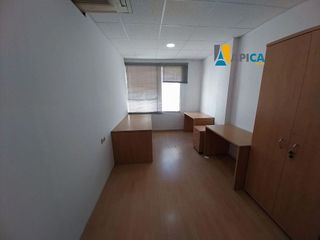 Local comercial en venta en San José - Varela en Cádiz