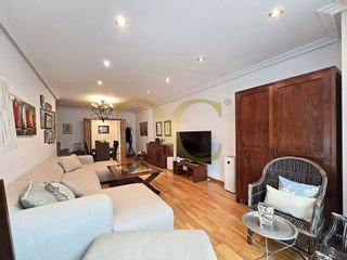 Piso en venta en Centro en Gijón