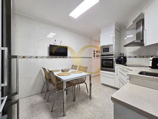 Piso en venta en Centro en Gijón