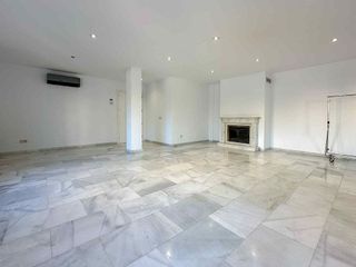 Casa adosada en alquiler en Peñagrande en Madrid