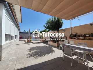 Chalet en venta en Montequinto en Dos Hermanas