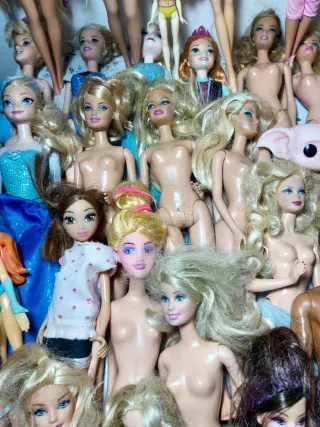 Lotto Bambole e Accessori