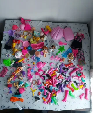 Lotto Bambole e Accessori