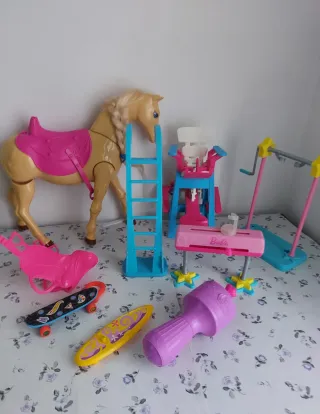 Lotto Bambole e Accessori