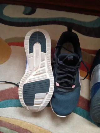 Zapatillas Puma y Zapatos Cordones