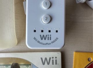 Nintendo Wii Motion Plus + Wii Sports y Wii Play