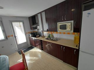 Casa adosada en venta en Tomelloso