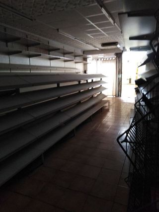 Local comercial en alquiler en Zona Papa Luna - Platja del Gurugú en Benicarló