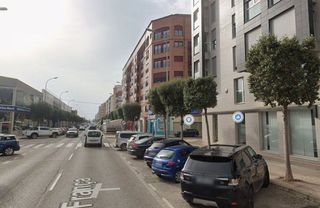 Local comercial en venta en Piscinas en Villarreal