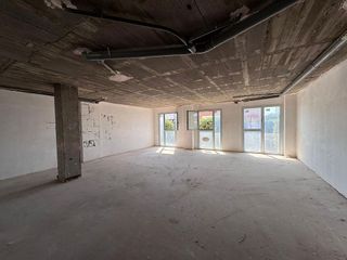 Local comercial en venta en Piscinas en Villarreal