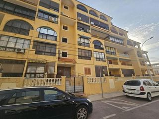 Piso en venta en Torrelamata - La Mata en Torrevieja