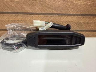 Velocímetro universal para moto