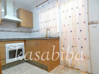 Casa adosada en venta en El Molí en Torrent
