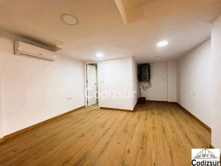 Oficina en venta en San José - Varela en Cádiz