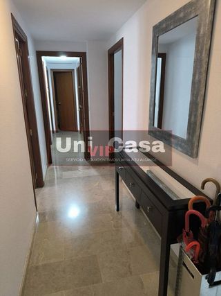 Piso en venta en Santa Rosa - Valdeolleros en Córdoba