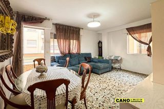 Piso en venta en Centro en Almería