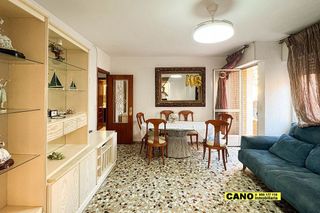 Piso en venta en Centro en Almería