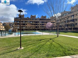 Piso en venta en Hermanos Falcó - Sepulcro Bolera en Albacete